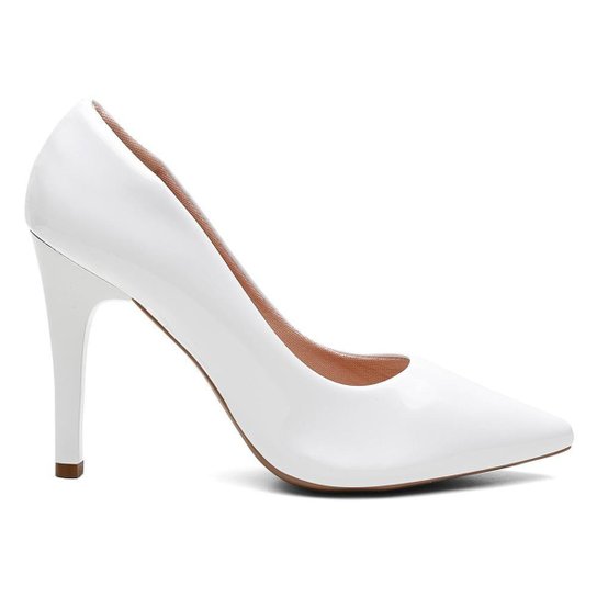 Scarpin Verniz Salto Alto Fino Leve - Branco Menor preço em Scarpin Verniz Salto Alto Fino Leve - Branco