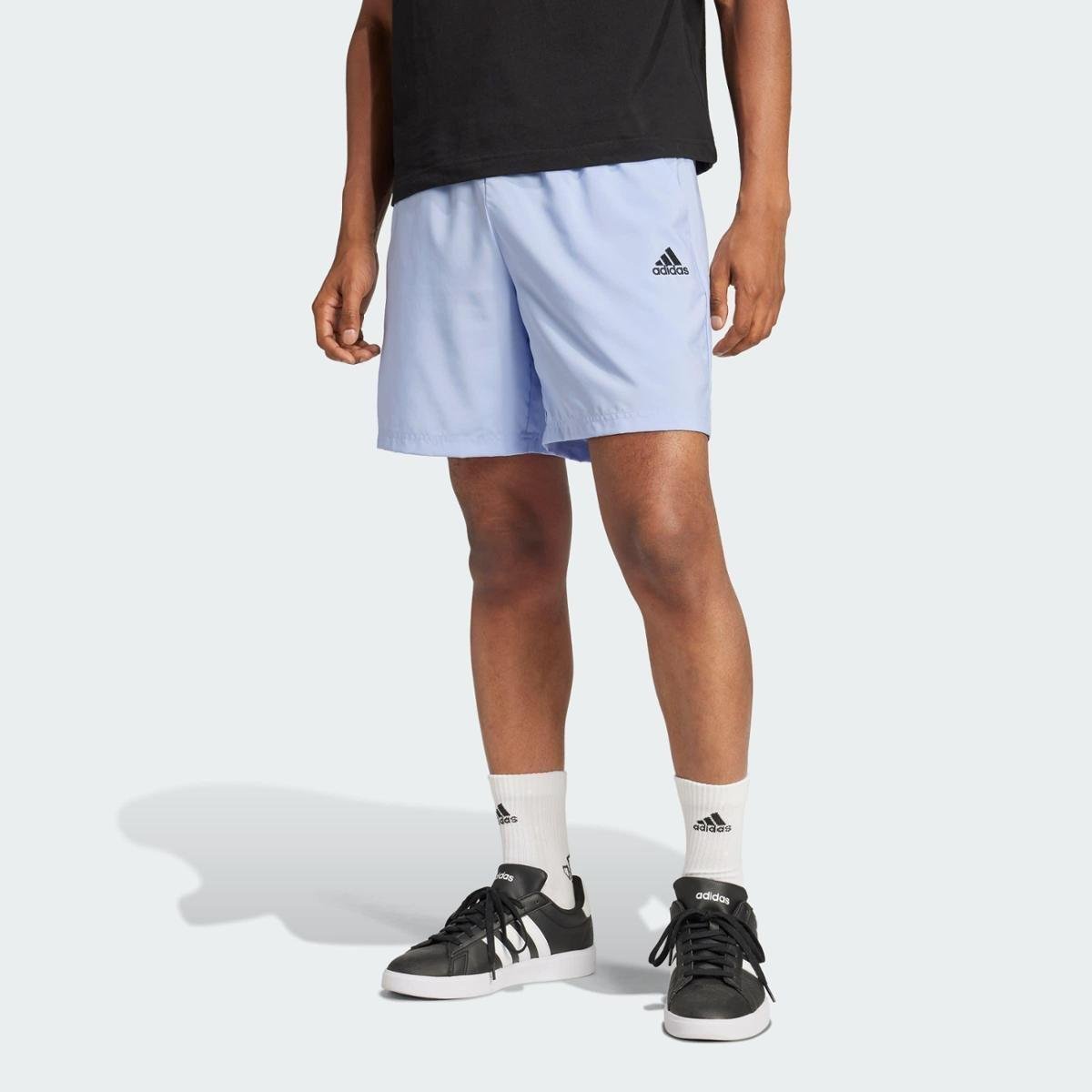 Short Adidas Logo Pequeno Aeroready Essentials Chelsea Masculino Menor preço em Short Adidas Logo Pequeno Aeroready Essentials Chelsea Masculino