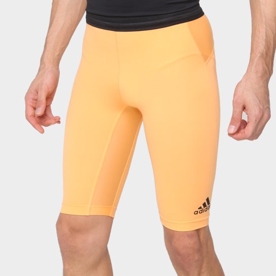 Short Biker Adidas Techfit Heat Ready Masculino - Laranja Menor preço em Short Biker Adidas Techfit Heat Ready Masculino - Laranja