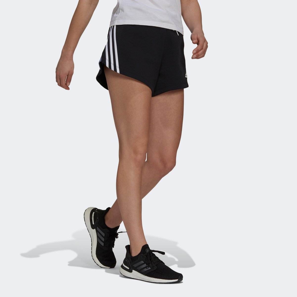 short moletom adidas feminino