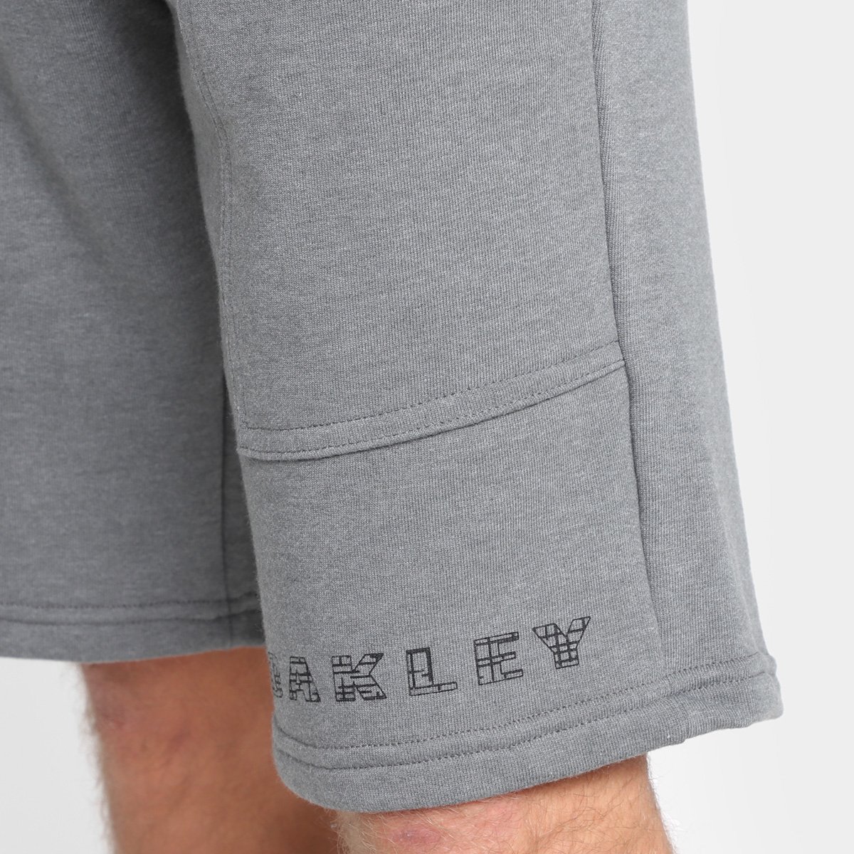 Short Oakley Mythologies Masculino Grafite Netshoes