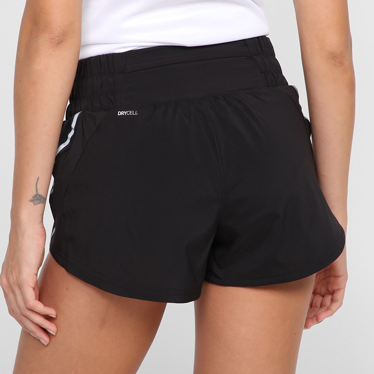 Short Corrida Feminino Com Bolso em promoção na Netshoes!