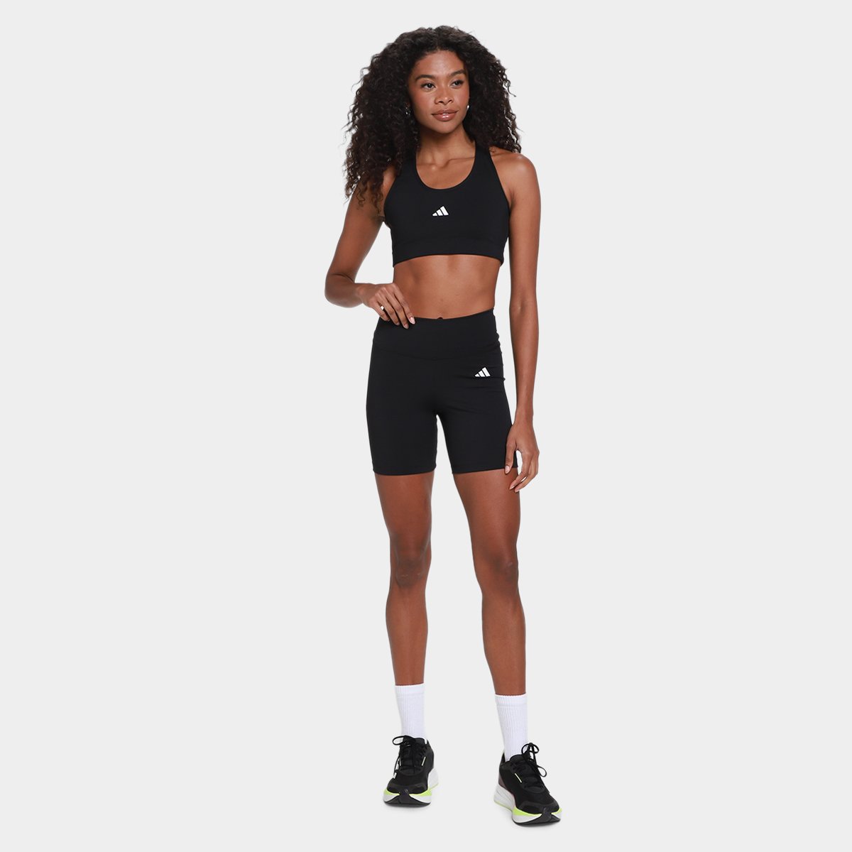 Shorts Adidas Básico Treino Feminino - 3