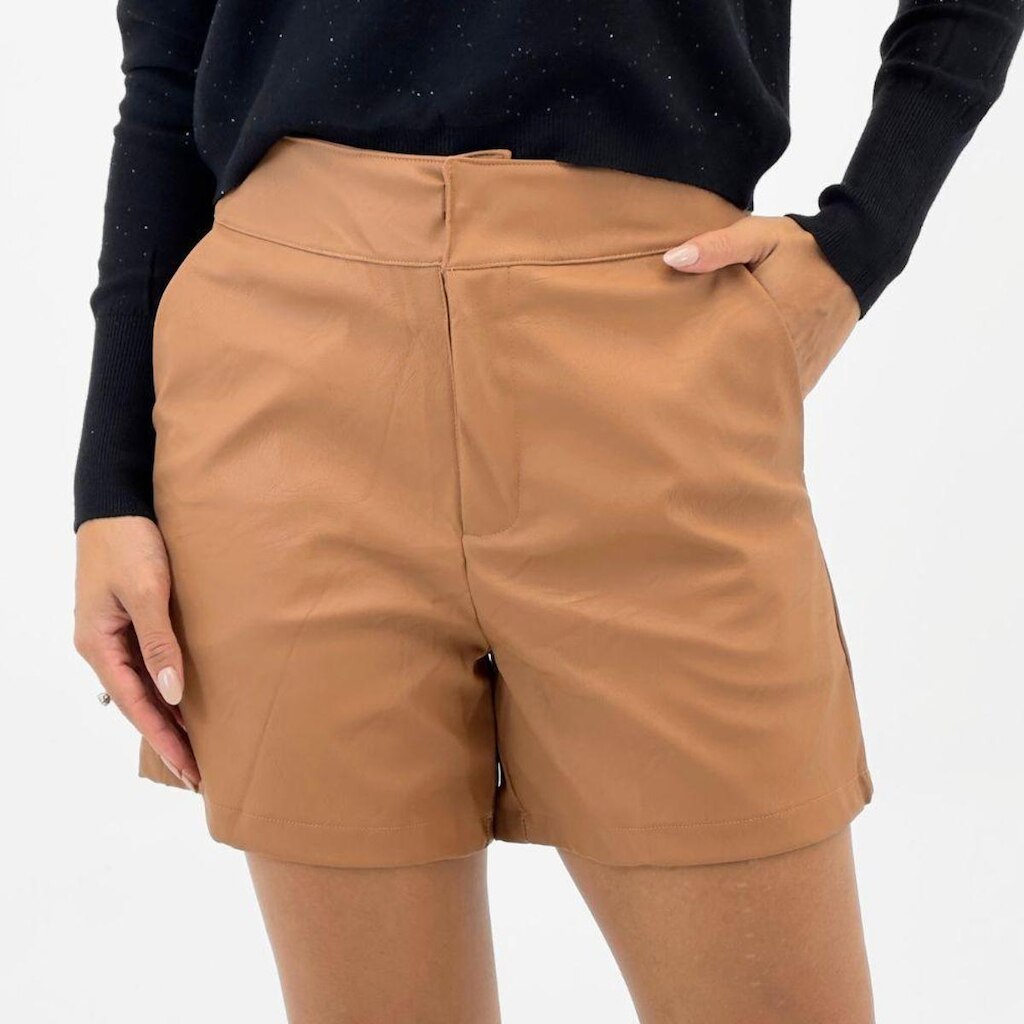 Shorts Endless Curto em P.u Feminino