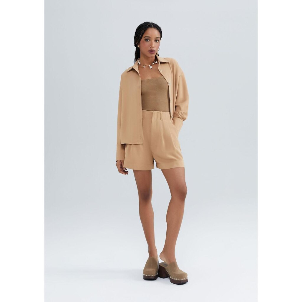Shorts Feminino Cintura Alta Em Alfaiataria Hering