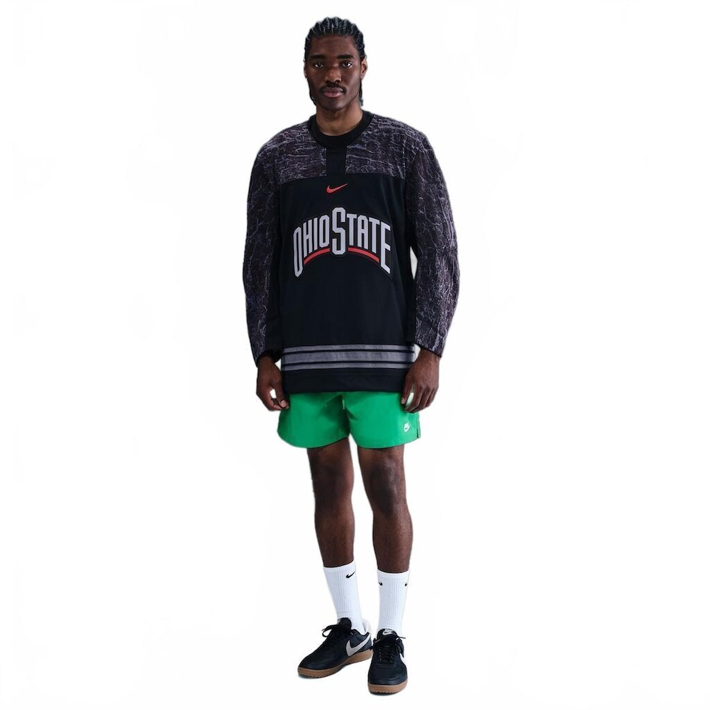 Shorts Nike Club Flow Masculino