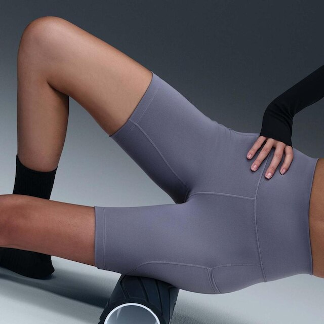Shorts Nike Dri-FIT One HR 8IN Feminino