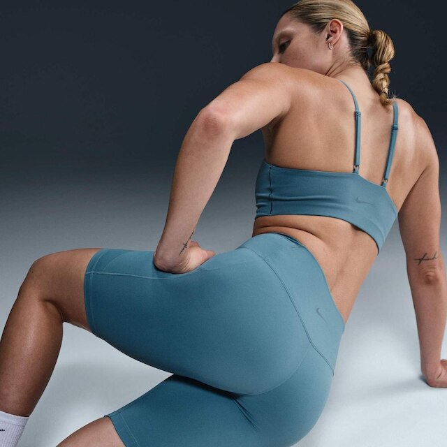 Shorts Nike Dri-FIT One HR 8IN Feminino