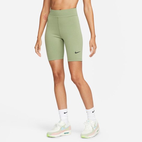 Shorts Nike Sportswear Feminino - Verde Menor preço em Shorts Nike Sportswear Feminino - Verde