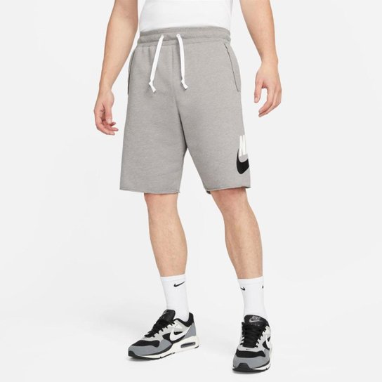 Shorts Nike Sportswear Sport Essentials Masculino - Cinza Menor preço em Shorts Nike Sportswear Sport Essentials Masculino - Cinza