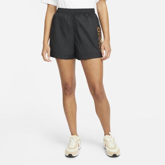 Shorts Nike Sportswear Woven Feminino - Preto Menor preço em Shorts Nike Sportswear Woven Feminino - Preto