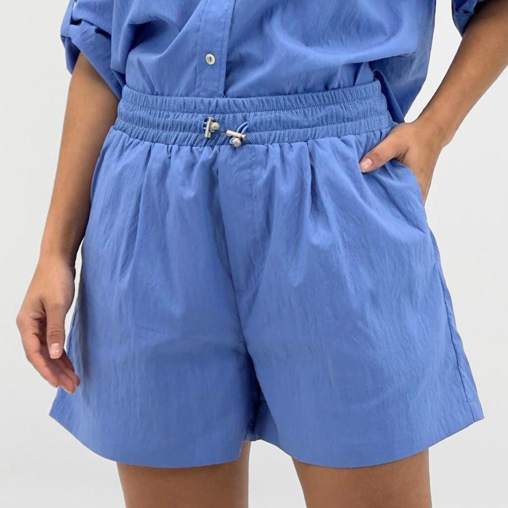 Shorts Pacific Blue Curto em Tecido Feminino