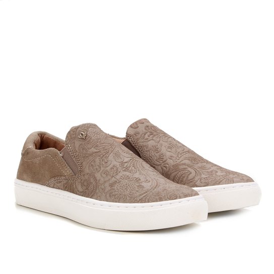 Slip on Couro Cravo&Canela Estampado Feminino - Bege Menor preço em Slip on Couro Cravo&Canela Estampado Feminino - Bege