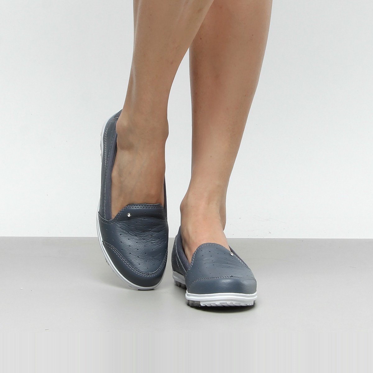 slip on couro kolosh