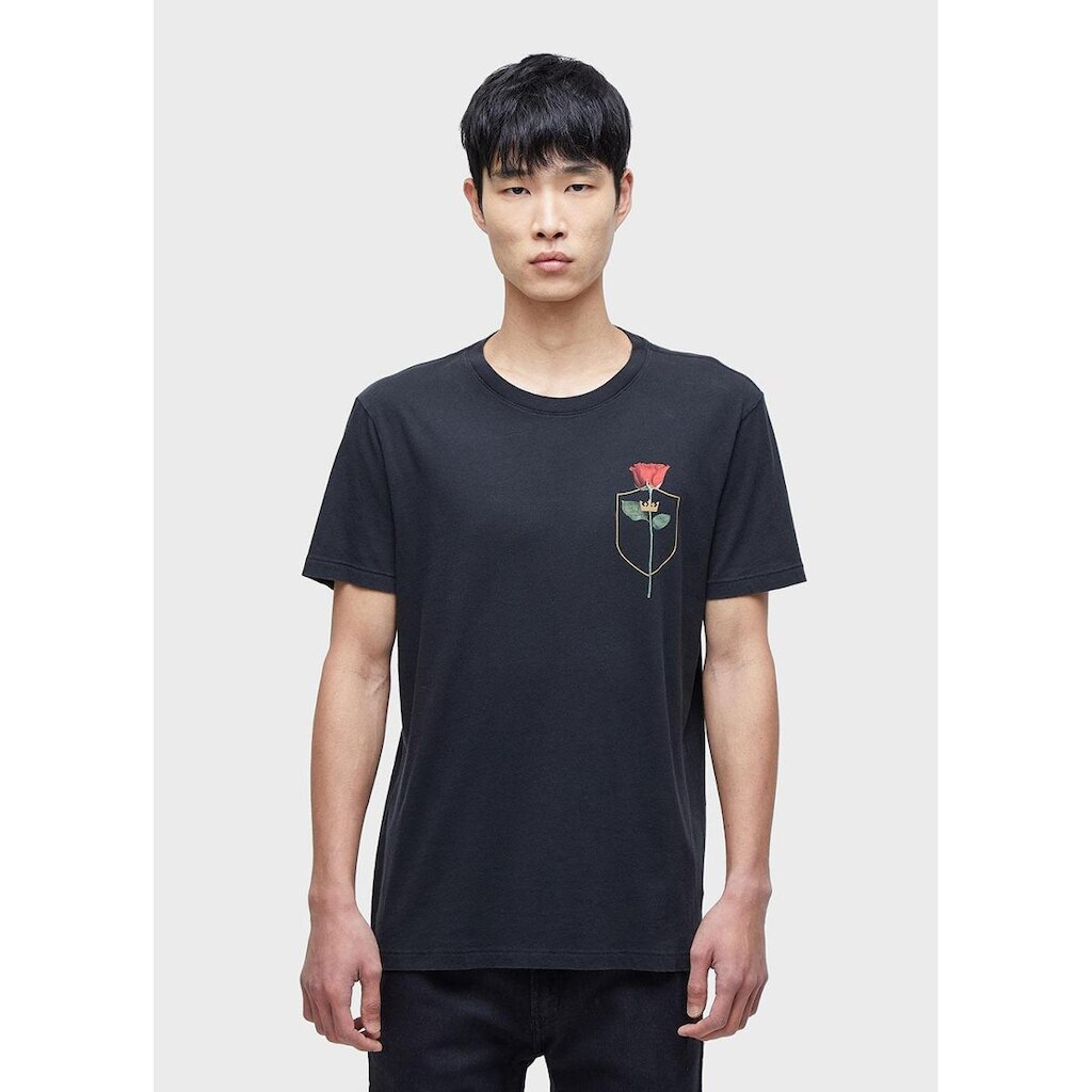 T-shirt soft used brasao rosa OSKLEN