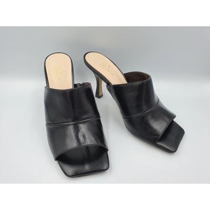 Tamanco em Couro Le scarpe di Bruna - | Netshoes