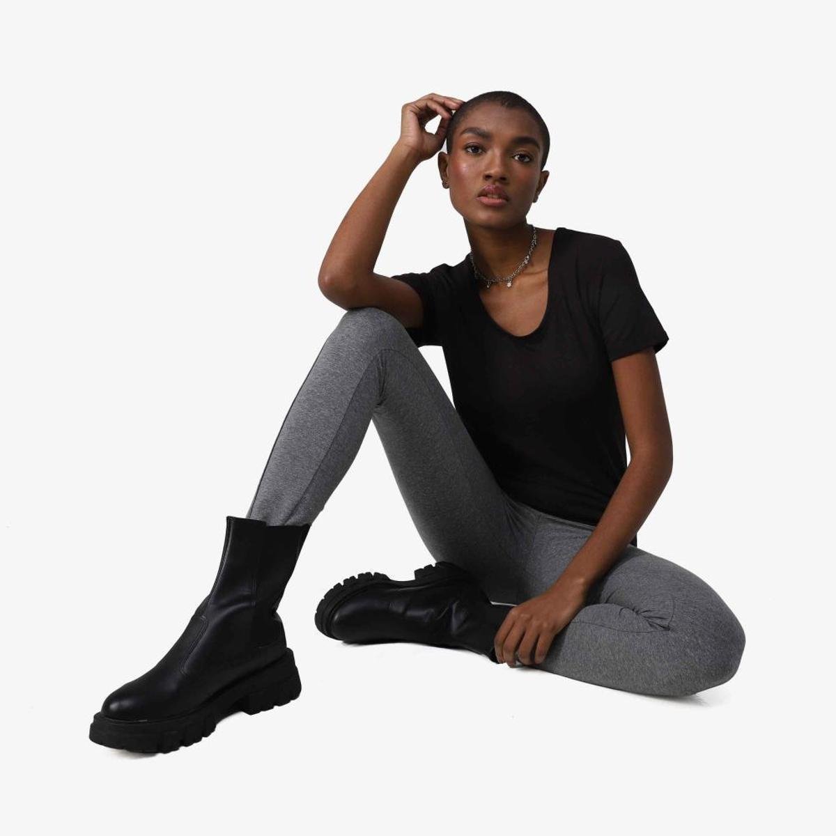 Tech T-Shirt Modal Gola U Feminina Menor preço em Tech T-Shirt Modal Gola U Feminina