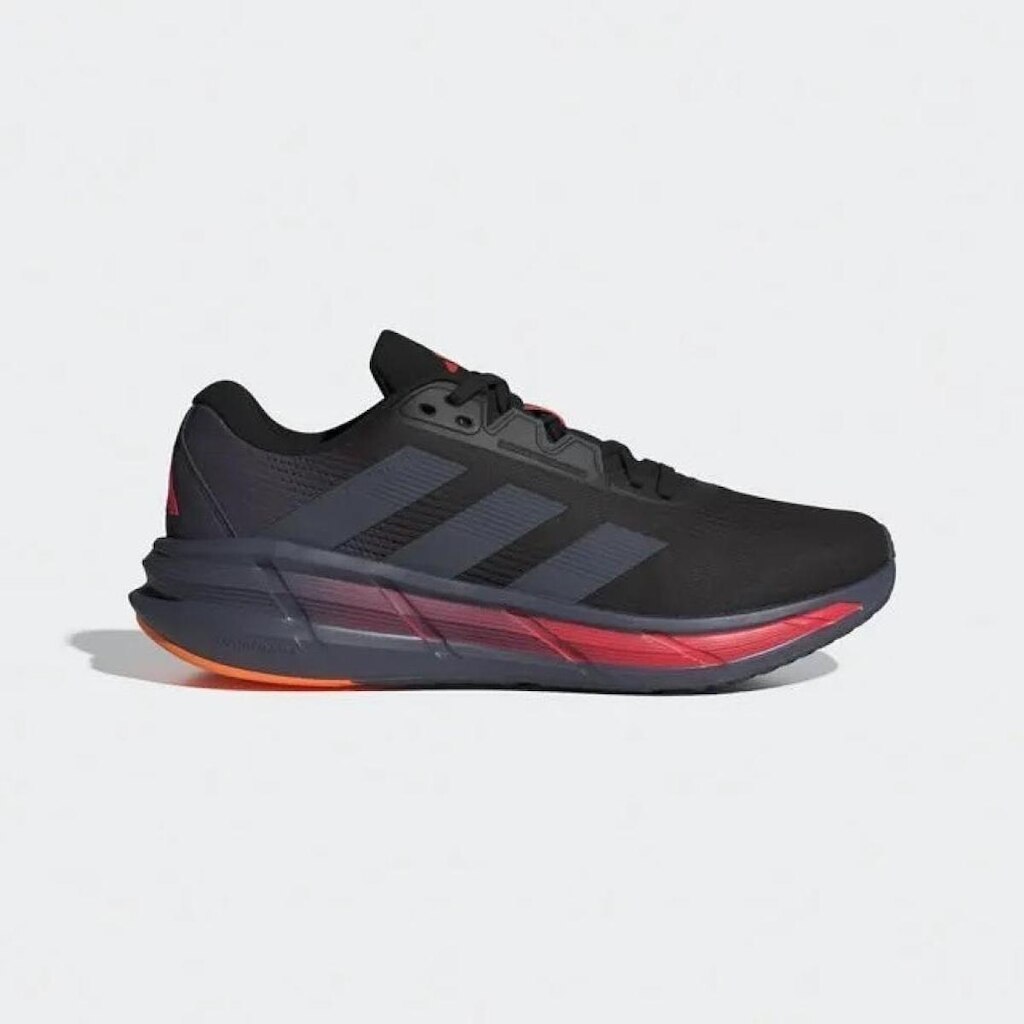 Tênis Adidas Questar 3 M – masculino – preto e laranja