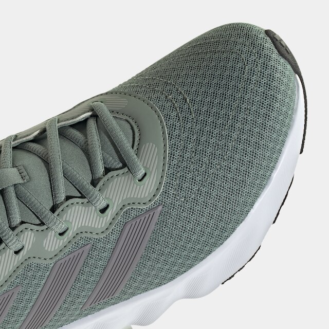 Tenis Adidas Switch Move