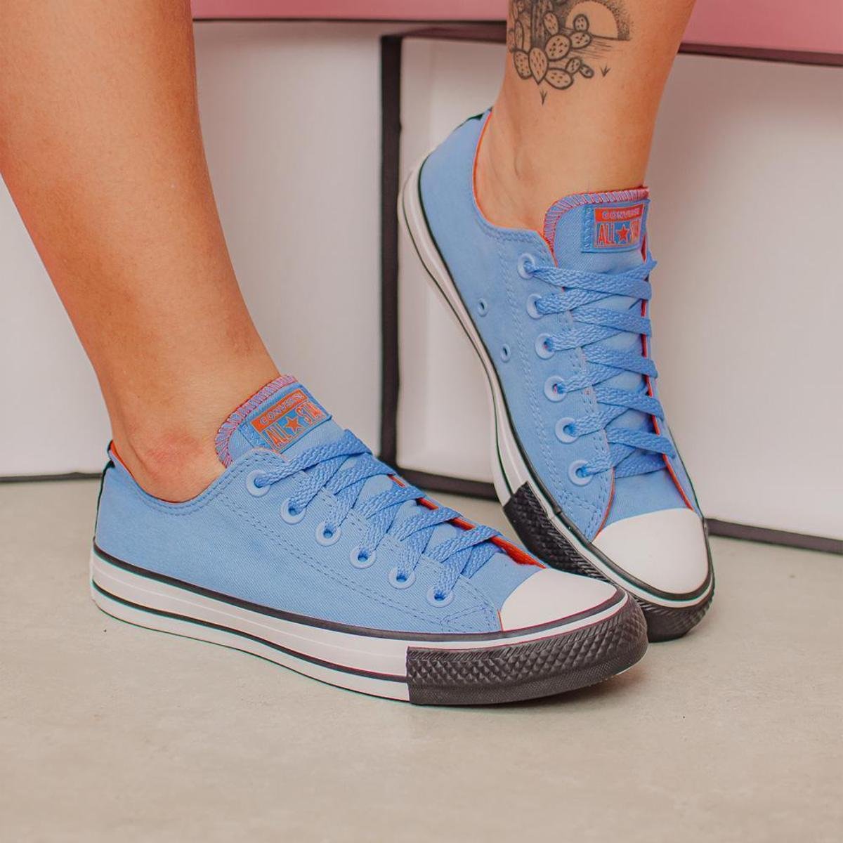 Tênis All Star Converse Chuck Taylor Azul e Laranja - Branco | Netshoes