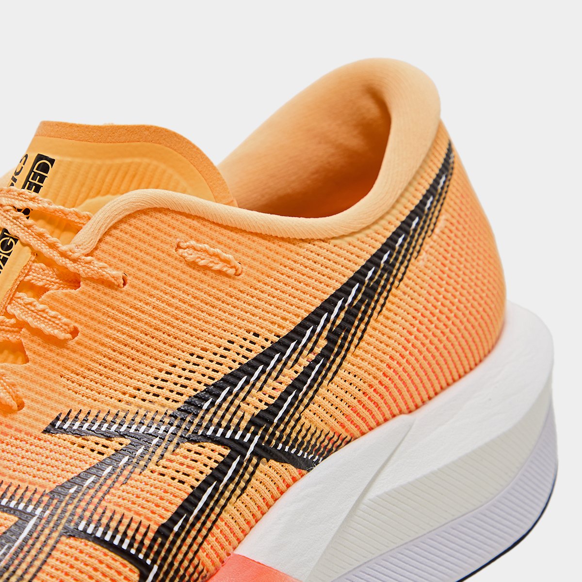 Tênis Asics Magic Speed 5 - 7