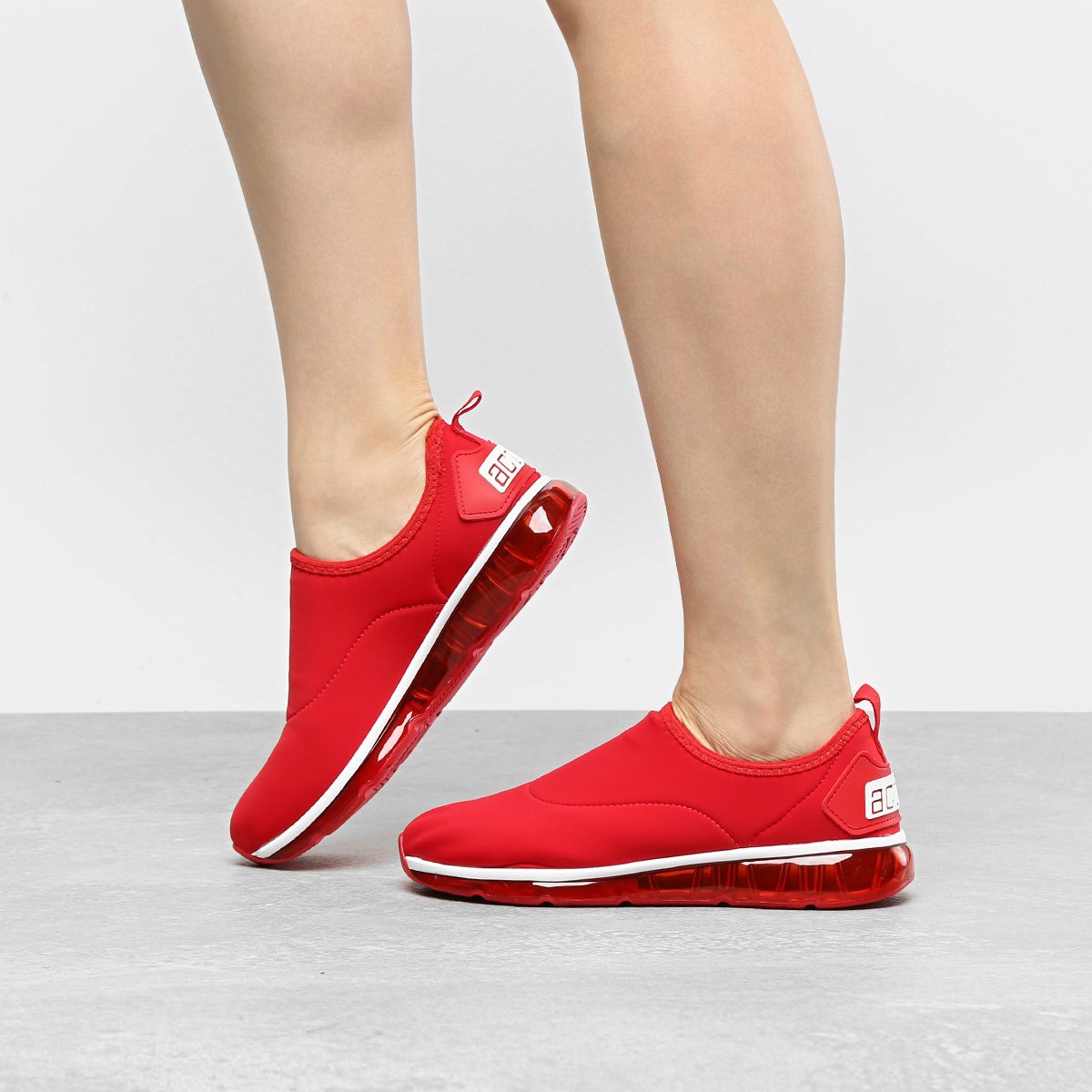 tenis sem cadarço vermelho