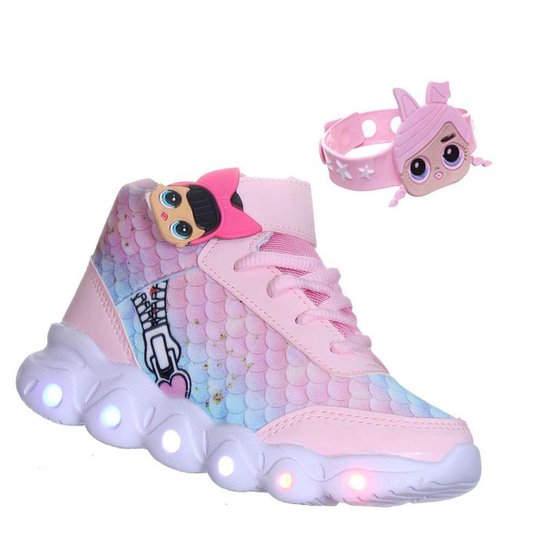 Tenis Botinha Infantil Boneca Com Luzinha Led Colorida Pisca Brilha Vem a Pulseira de Criança - Rosa Menor preço em Tenis Botinha Infantil Boneca Com Luzinha Led Colorida Pisca Brilha Vem a Pulseira de Criança - Rosa