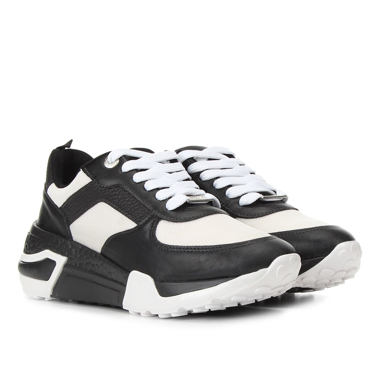 tenis chunky recortes