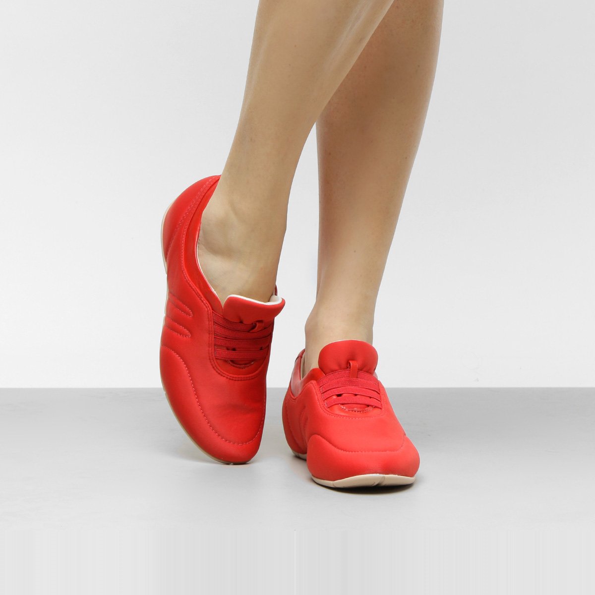 tênis comfortflex ultrasoft feminino