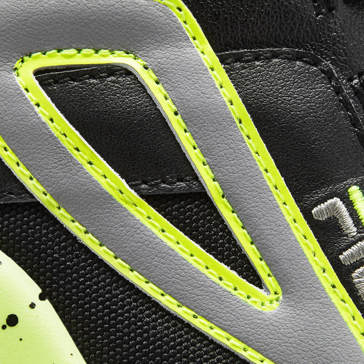 Tênis Couro Fila Oakmont Tr Mid  Masculino - 6