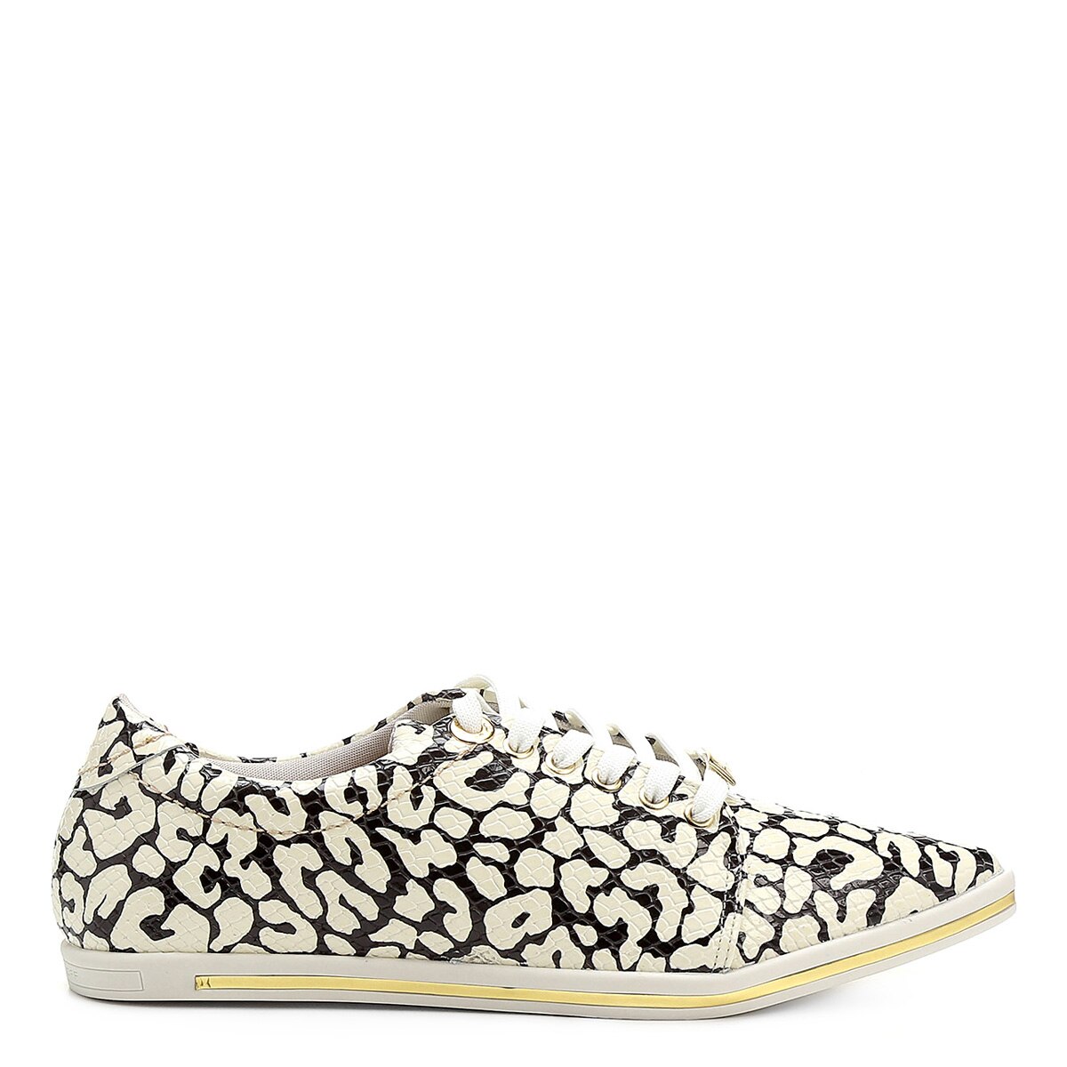 tenis preto bico branco