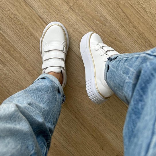 Tênis Feminino Flatform Casual Confortável Dalila Branco e Dourado