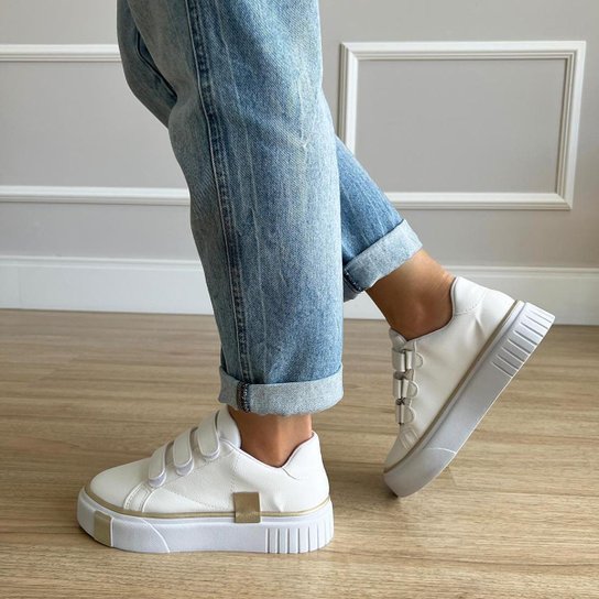 Tênis Feminino Flatform Casual Confortável Dalila Branco e Dourado