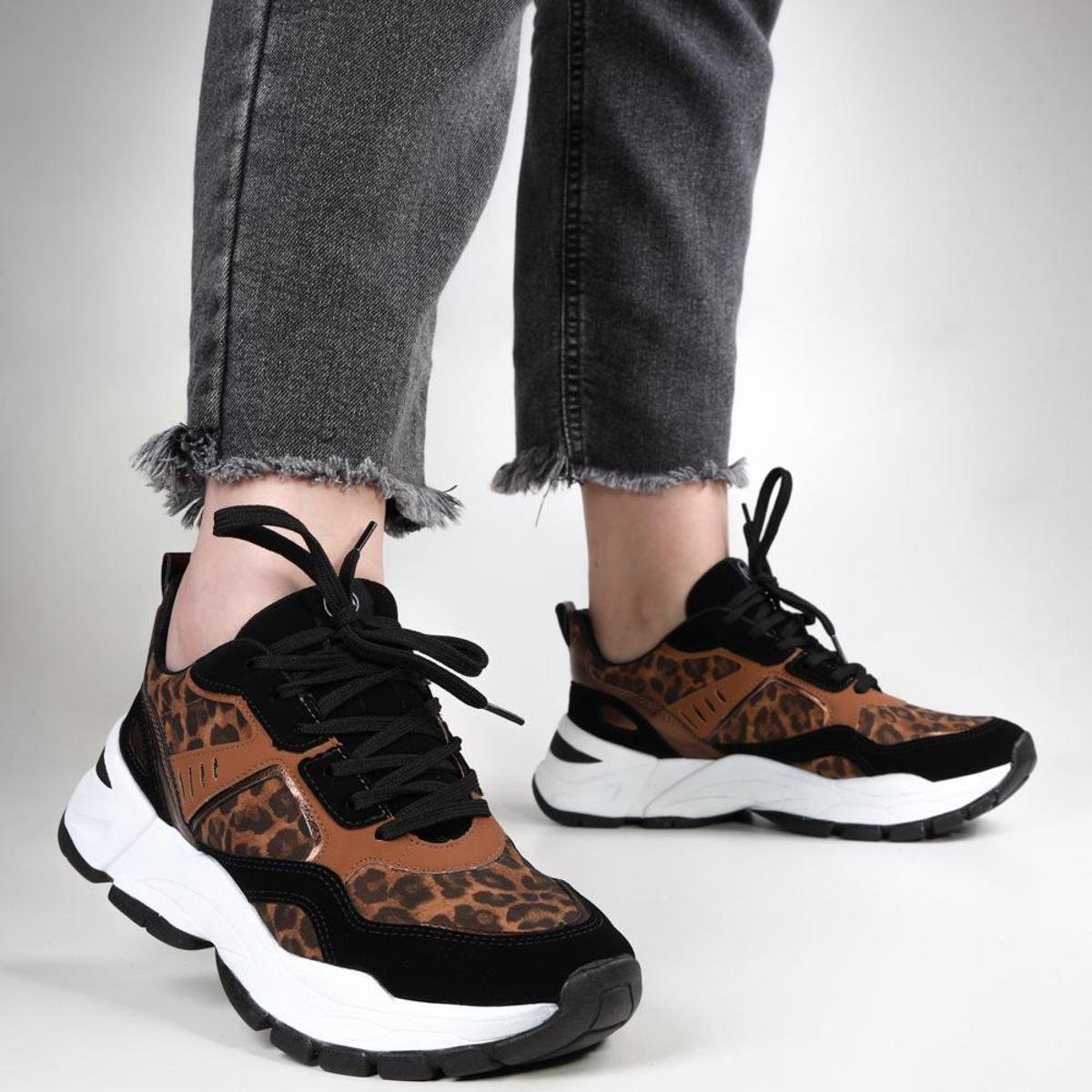 Tênis Slip On TÃªnis Via Marte Animal Print Tenis Slip On Feminino