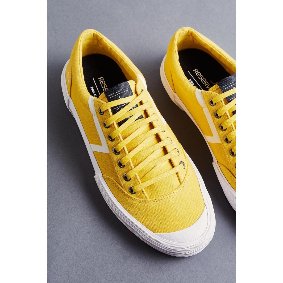 tenis reserva amarelo
