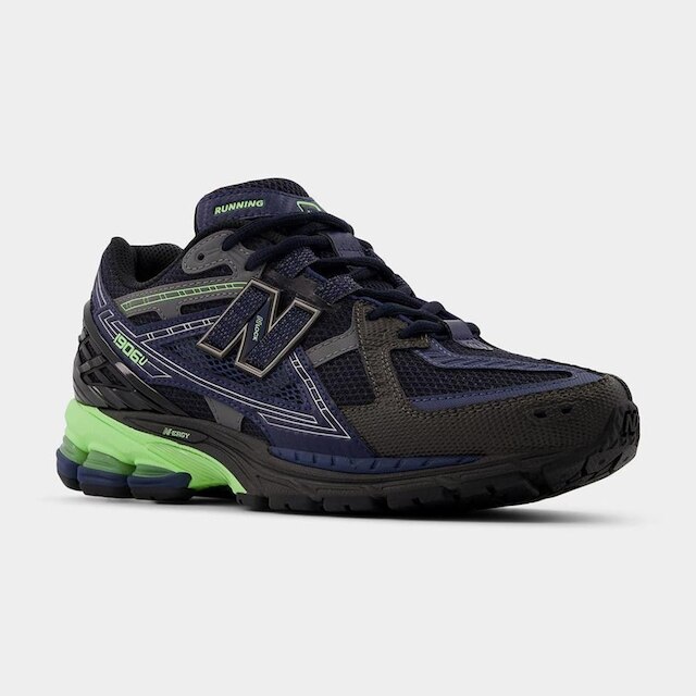 Tênis New Balance 1906N