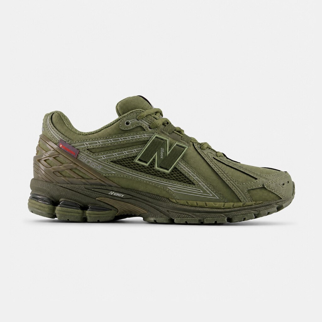 Tênis New Balance 1906R