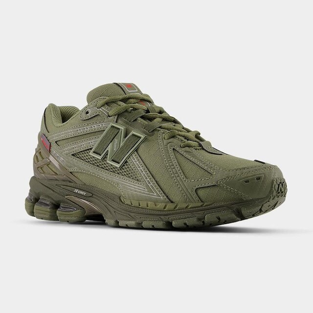 Tênis New Balance 1906R