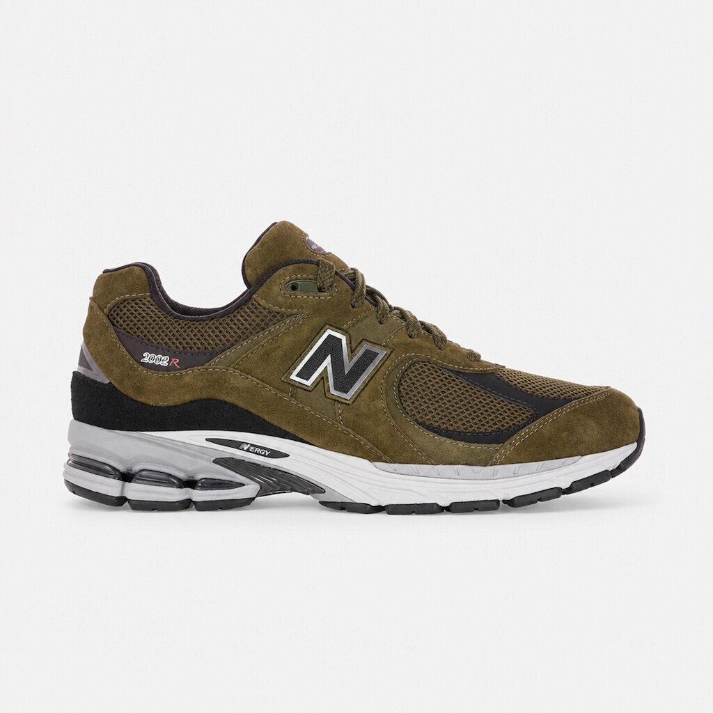 Tênis New Balance 2002R
