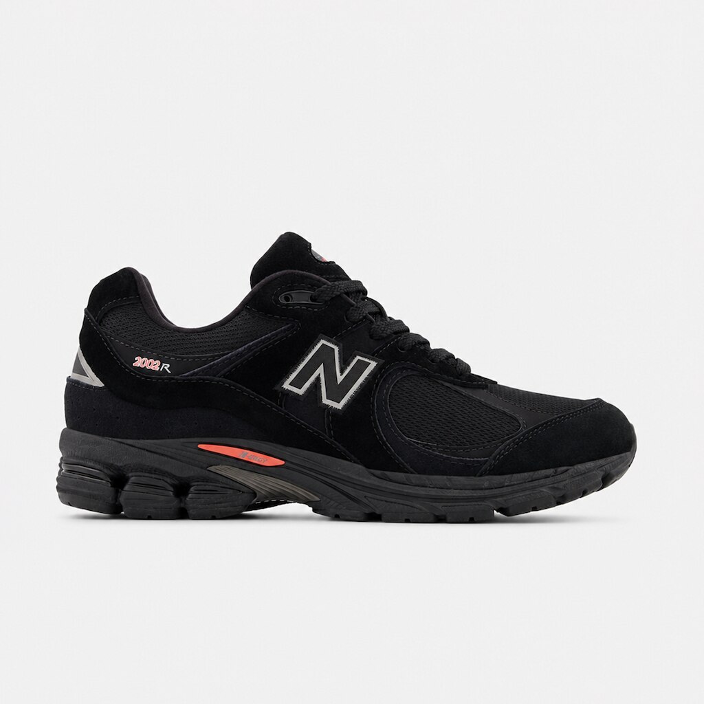 Tênis New Balance 2002R
