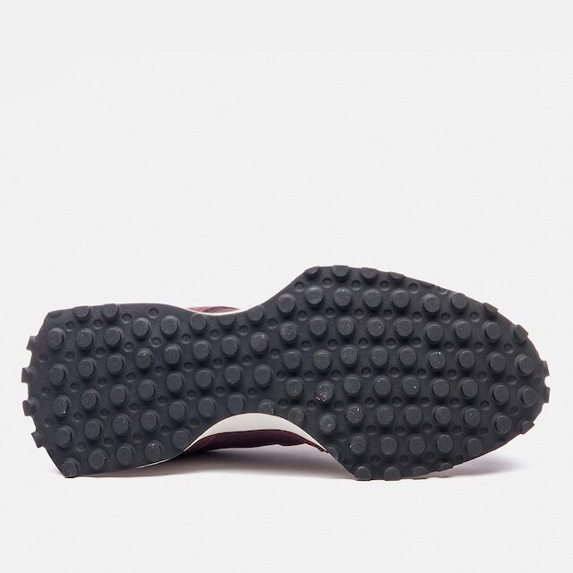 Tênis New Balance 327 V1