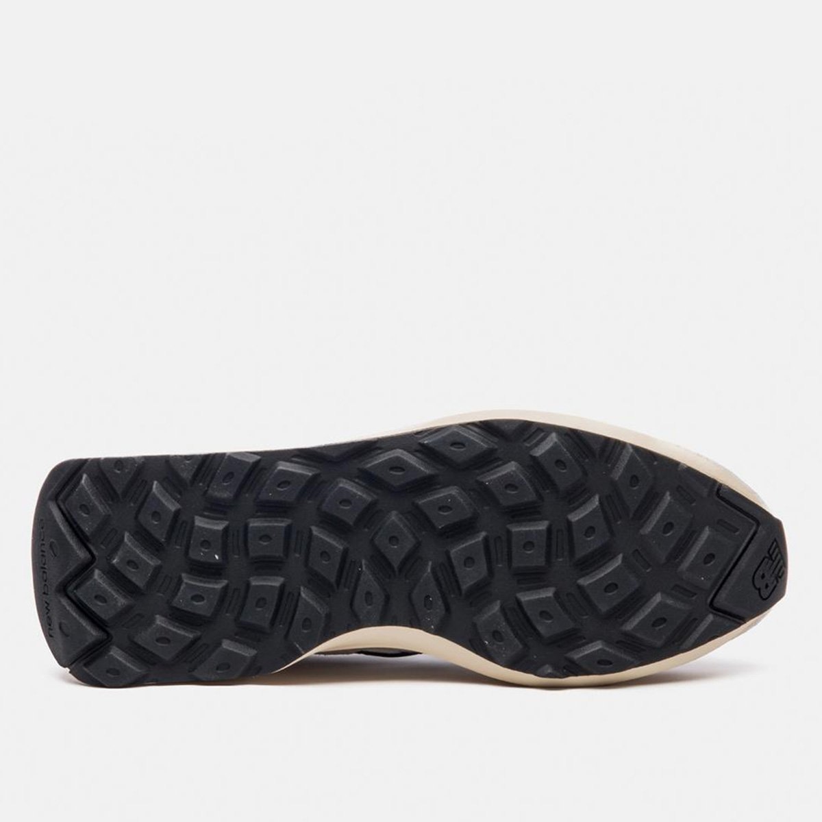 Tênis New Balance 370v1 - 4