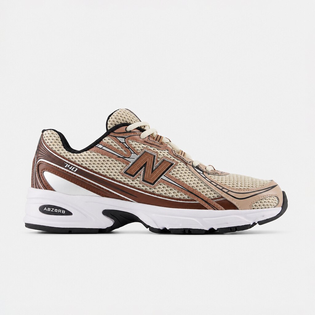 Tênis New Balance 740