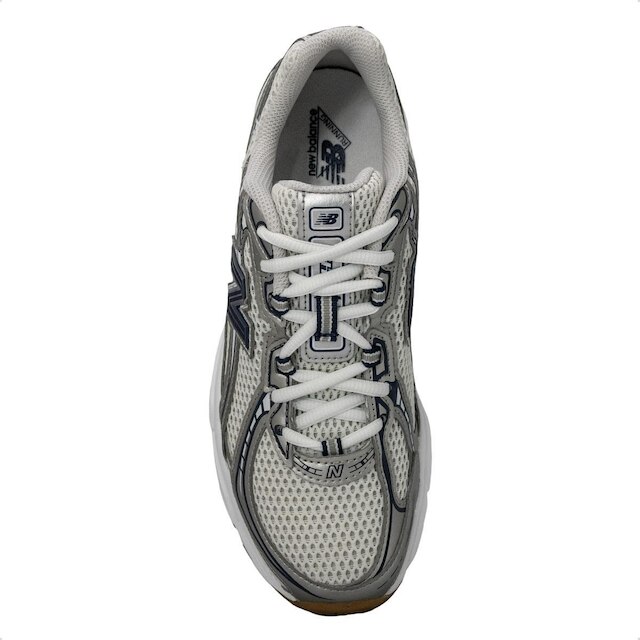Tênis New Balance 740