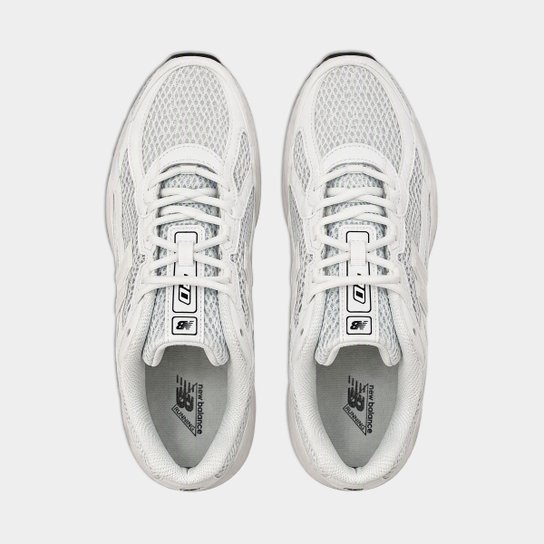 Tênis New Balance 740