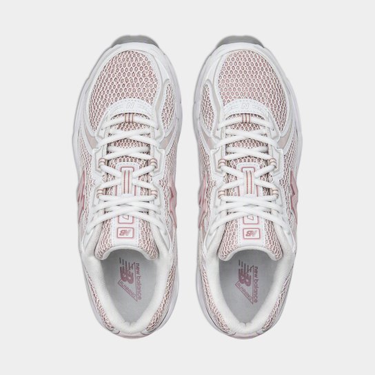 Tênis New Balance 740