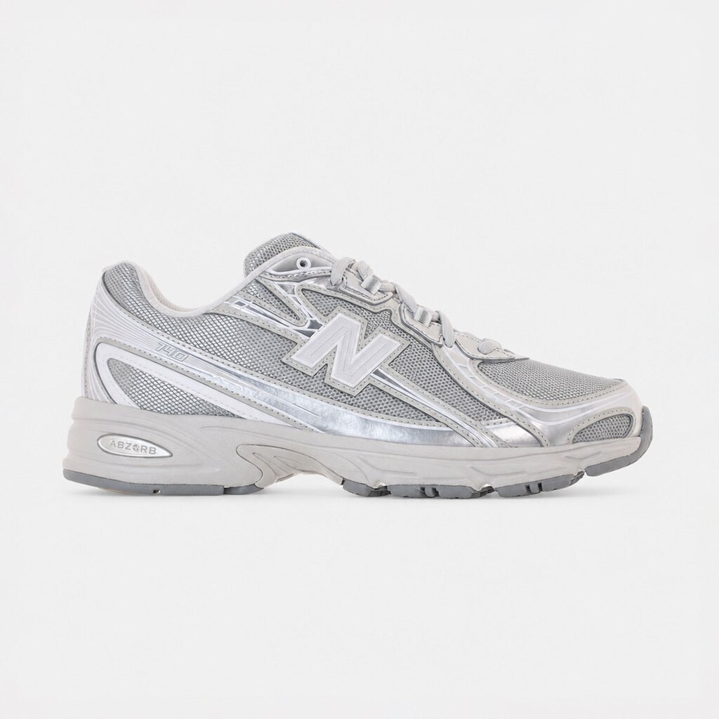 Tênis New Balance 740