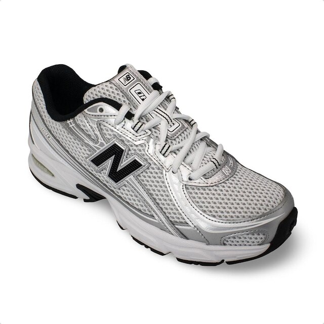 Tênis New Balance 740