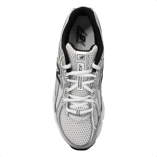 Tênis New Balance 740