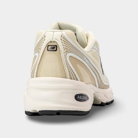 Tênis New Balance 740